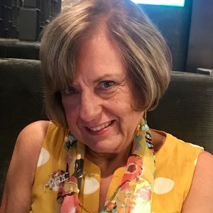 Meet your Posher, Joanna